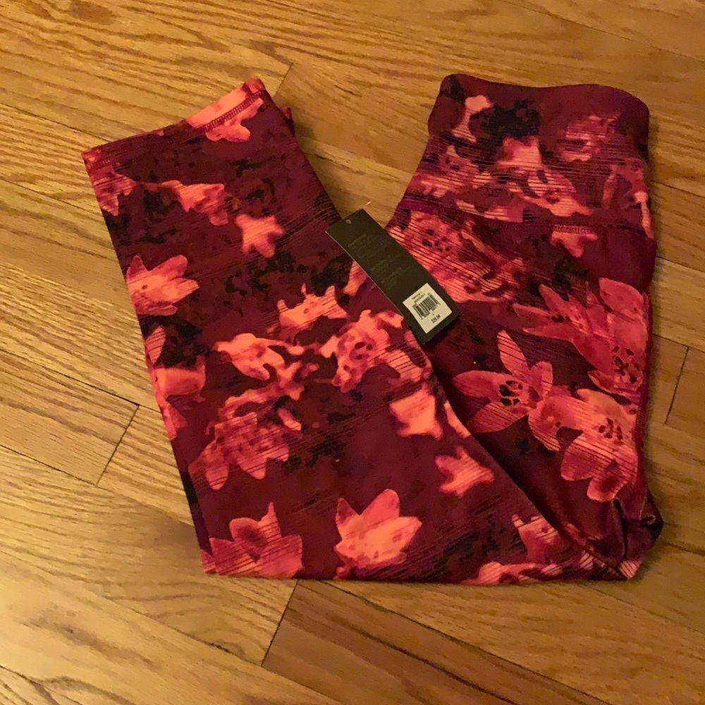 OLD NAVY ACTIVE ! Brand new leggings